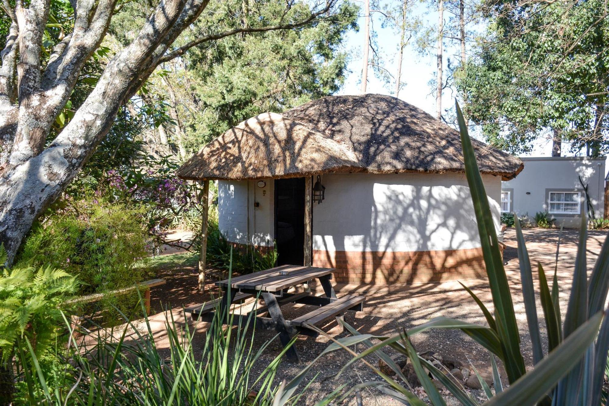 Biggy Best Boutique Hotel & Self Catering Cottages โฮวิค ภายนอก รูปภาพ