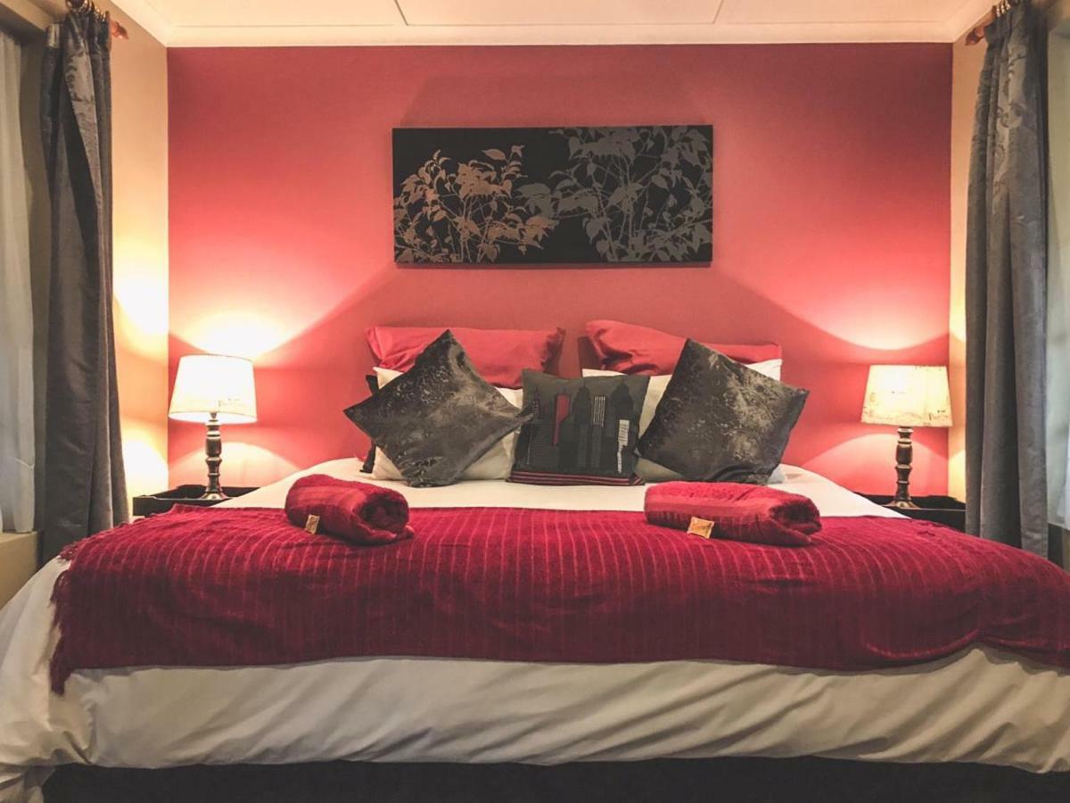 Biggy Best Boutique Hotel & Self Catering Cottages โฮวิค ภายนอก รูปภาพ